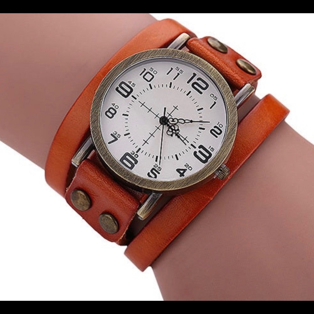 Retro Multilayer Leather Strap Bracket Wrist Watch